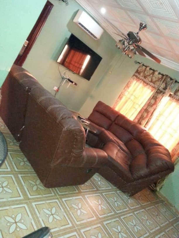 Gya-Son Royal Guest House Kumasi Dış mekan fotoğraf